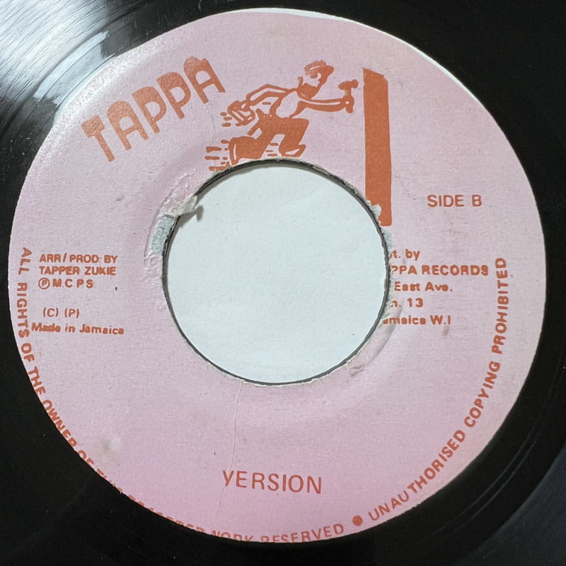 BERES HAMMOND / PUTTING UP RESISTANCE