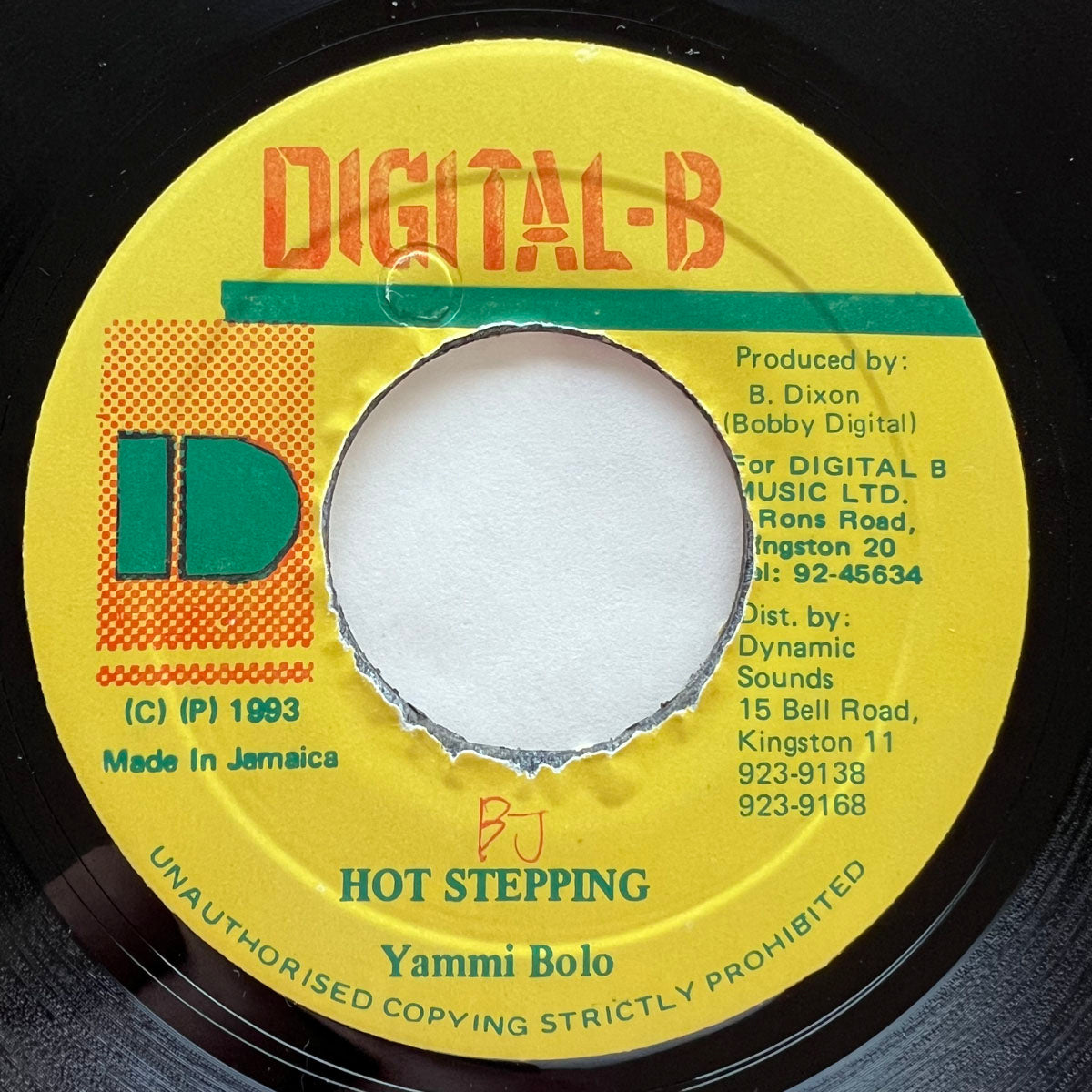 YAMI BOLO / HOT STEPPING