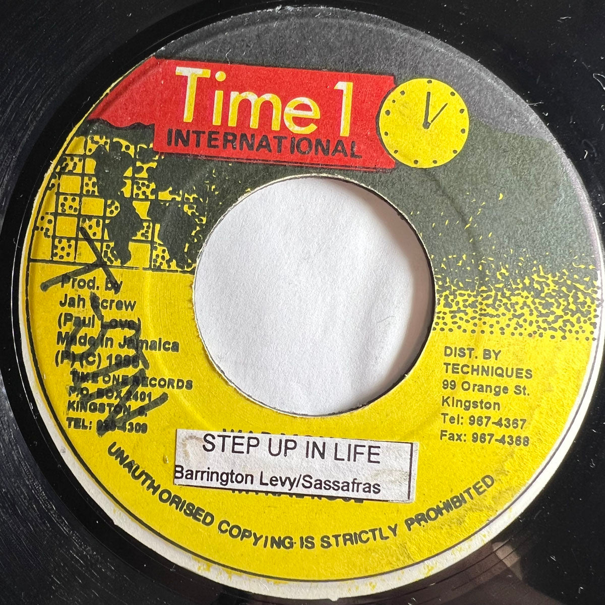 BARRINGTON LEVY & SASSA FRASS / STEP UP IN LIFE