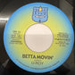 MIGHTY DIAMONDS / KEEP ON MOVIN' - U-ROY / BETTA MOVIN'